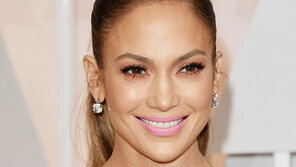 [화보] 제87회 아카데미 시상식…스타들의 화려한 드레스