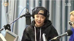 엠버 “뉴이스트 아론, 비투비 프니엘과 절친…농구하고 보드 타며 논다”