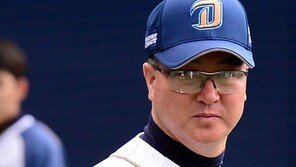 ML 레전드와 함께한 NC 캠프…김경문 감독의 선물