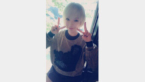 AOA ‘사뿐사뿐’ 초아, 만화 뚫고 나온 듯…셀카 속 ‘비현실적 미모’