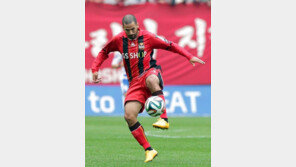 에스쿠데로, “고명진과 한일전 국가대표로 만나고 싶다”