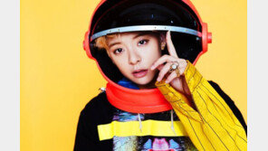 F(x) 루나, 엠버 솔로활동 지원사격… 멤버 간 훈훈한 우정