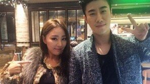 ‘언프리티랩스타’ 제이스, 산이와 다정하게 인증샷 ‘찰칵’…‘연인 같아’