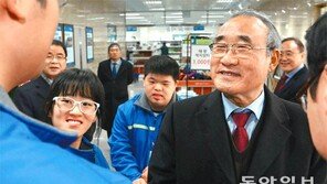 홍정길 목사 “장애아 부모의 절망 보며… 기도만 하고 있을순 없었다” 