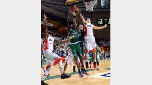 SK-동부 ‘공동 2위’, 4강PO직행 오리무중