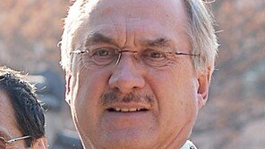 슈틸리케호, 코치 보강 없을 듯