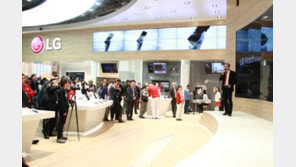 [MWC 2015 현장]트렌드를 읽다···②손목 위 ‘혁신’ 본격화