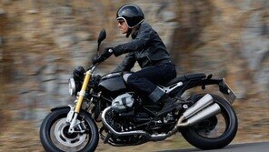 BMW 모토라드, ‘2015  모터사이클’ 4개 부문 수상