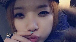 졸리브이와 디스전 타이미, 애교 넘치는 표정으로 ‘찰칵’…“이제 예쁜 입은 예쁜 말만 하는 걸로”