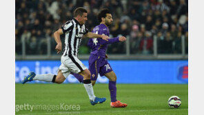 [영상] ‘이집트 메시’ 모하메드 살라, 60m 환상 드리블 ‘원더골’