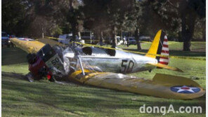 해리슨포드 경비행기 사고 중상, 제2차 세계대전 당시 사용된 경비행기를 직접 몰아