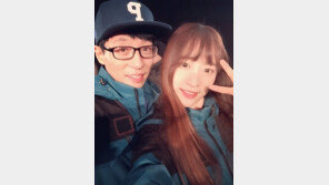 하니 “‘유느님’과 짝꿍 해서 영광”…‘런닝맨’ 촬영 중 인증샷 공개