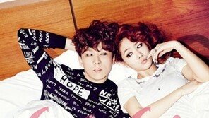 ‘냉장고를 부탁해’ 소유, 과거 정기고와 침대서 커플 화보…‘아찔한 포즈’