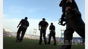프로야구 시범경기, 한파로 전 경기 취소… 한파와 강풍 때문