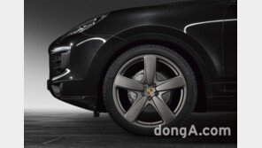 포르쉐, 뉴 커스텀 옵션 출시…더 강해진 카이엔·마칸·파나메라