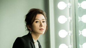 현대홈쇼핑, 김희애 앞세운 ‘맥앤로건 S/S 패션특집전’ 진행