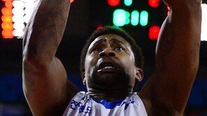 ‘캡틴’ 포웰, 또다시 SK 울렸다