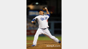 [류현진 시범경기] 첫 등판서 2이닝 2K 무실점 ‘깔끔 투구’ 