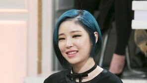 ‘마녀사냥’ 가인 “신곡 MV, 올누드 男모델과 촬영… 당황”