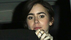 [화보] 릴리 콜린스, 크리스 에반스 만난 후 귀가하는 길 포착