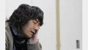 김장훈 벌금 100만원, 화장실에 몰래 숨어 흡연하다가 승무원에게 발각