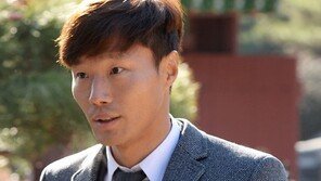 [현장리포트] 승격팀 맞대결…광주가 웃었다