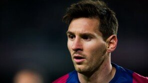 [콤팩트뉴스] ‘멀티골’ 메시, 호날두 제치고 라리가 득점 선두 올라 外