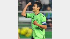 이동국 2골 전북, 조 1위는 됐지만…