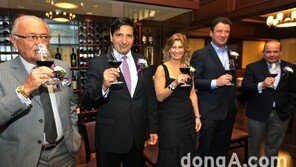 뉴욕 울프강 스테이크하우스, 청담점 문 열어