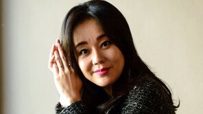 [연예 뉴스 스테이션] 김윤진, ‘미스트리스’ 시즌3 크레딧 첫 번째 등장