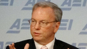 혁명적인 수준으로 사회 변해 파괴적인 혁신해야 생존 가능