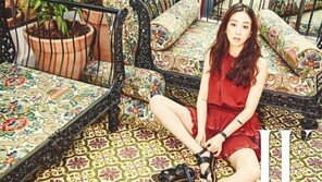 정려원, 감각적인 포즈로 男心 유혹… 완벽 소화