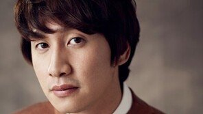 이광수, 인기가요 스페셜 MC 발탁… ‘뜨거운 의리’ 자랑