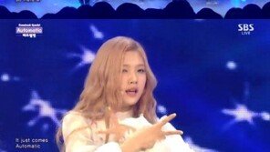 ‘인기가요’ 레드벨벳, 성숙미vs러블리 대결… ‘男心 흔들’