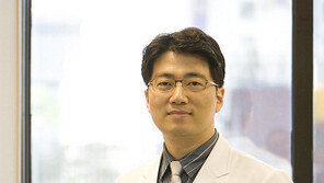 [면역력이 강해야 내 몸이 건강하다] 피로 누적으로 인한 구강 궤양, 베체트병 의심