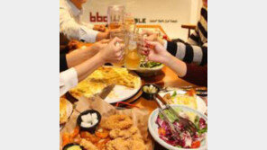 남녀 음주 습관 차이… "중년 어머니가 술을 자주 마신 이유?"