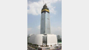 롯데월드타워 100층 돌파… 최종 완공 시기는?