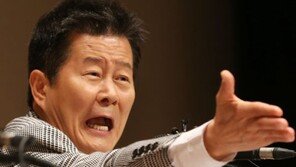 태진아 “억대 도박 아냐”…의혹 제기 매체와 나눈 대화록 공개