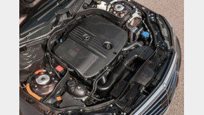 벤츠 E클래스, 리콜 수리 후 엔진룸에서 화재 “원인은?”