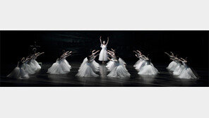 낭만 발레의 정수 ‘지젤’의 2막… 그중 백미는 24명의 하얀 군무