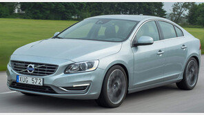 [CAR/시승기]살짝만 밟아도 쭉∼ 고성능 엔진에 ‘깜짝’ 