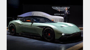 800마력 초강력 슈퍼카 ‘벌칸’, 북미 최초 공개