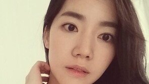 이윤진, 셀카 보니…연예인급 미모에 ‘심쿵’