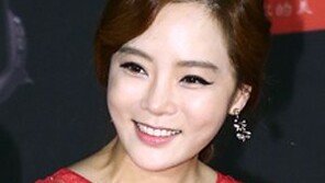 채림 “고소당한 것은 맞아…금전관계는 사실무근”
