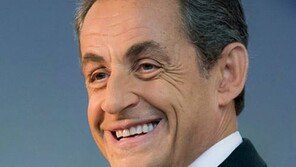 프랑스 지방선거, 우파 압승… 사르코지 차기 대선 디딤돌