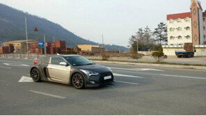 현대차, 295마력짜리 '벨로스터 미드십' 스포츠카 양산하나?