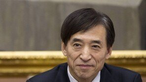 이주열 총재 “韓銀 비판은 이해 부족에서 나온 것” 작심 대응