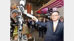 [도약! 한국기업]SK텔레콤, 네트워크로 국민 생활의 질 향상 