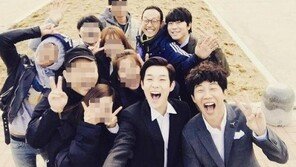 ‘호구의 사랑’ 최재환, 최우식-이시언과 함께 종영 인증샷…“평생 간직할 것”