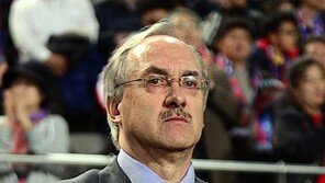 슈틸리케 감독 “3월 평가전을 통해 대표팀 전력 두터워졌다.”